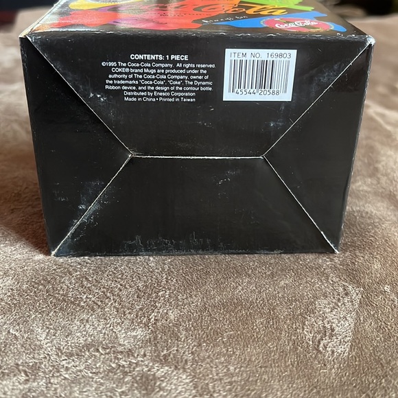 Coca-Cola 1995 Collector's Coffee Mug (No. 169803) *NEW IN BOX** - Picture 5 of 13
